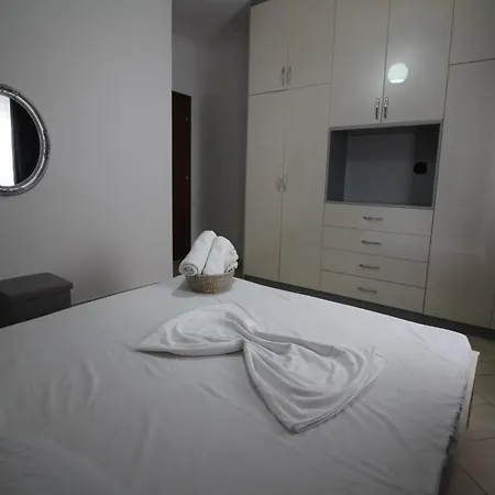 Nikol Apartment Sarande